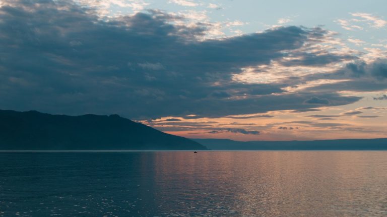 Le récit de Laurent en Sibérie : Iekaterinbourg, Irkoutsk et le Baïkal