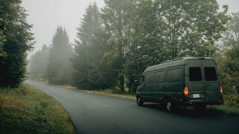 Chronique Mirko en camping-car par Luhamaa jusqu’à Saint-Pétersbourg