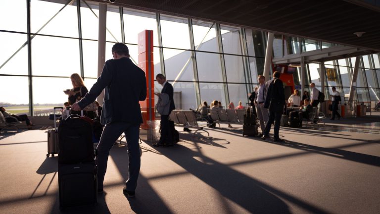 Moscou via Abu Dhabi avec un e-visa : la chronique de Jean-Luc